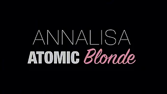 Annalisa Atomic Blonde Có Một Vai Diễn Nóng Bỏng Với Một Cậu Bé Giao Hàng Trong Bếp.