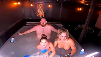 Kendra Heart E Misty Meaner Em Um Trio Quente Na Piscina