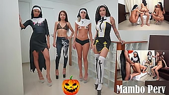 Čierna Dievčina Sa Na Halloween Nechá Gang-Bangovať Štyrmi Perverznými Mníškami