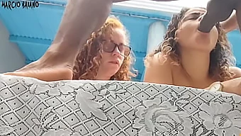 Beleza Negra É Lambida E Fodida No Quarto Ao Ar Livre