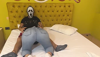 Liscia Miller gives a deep throat blowjob to Ghostface on Halloween.